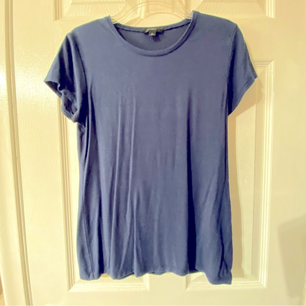 J Crew women’s blue short sleeves tee Size M. Good condition.